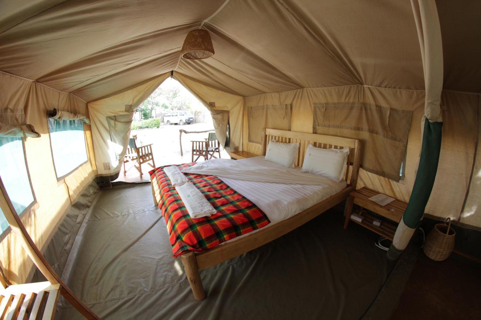 Kara-Tunga Safari Camp Bed and Breakfast Moroto Exterior foto